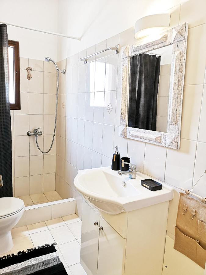 Villa Perissa Thira Eksteriør bilde
