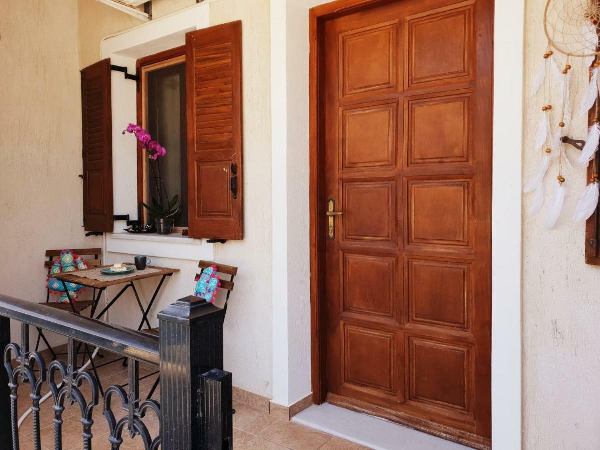Villa Perissa Thira Eksteriør bilde
