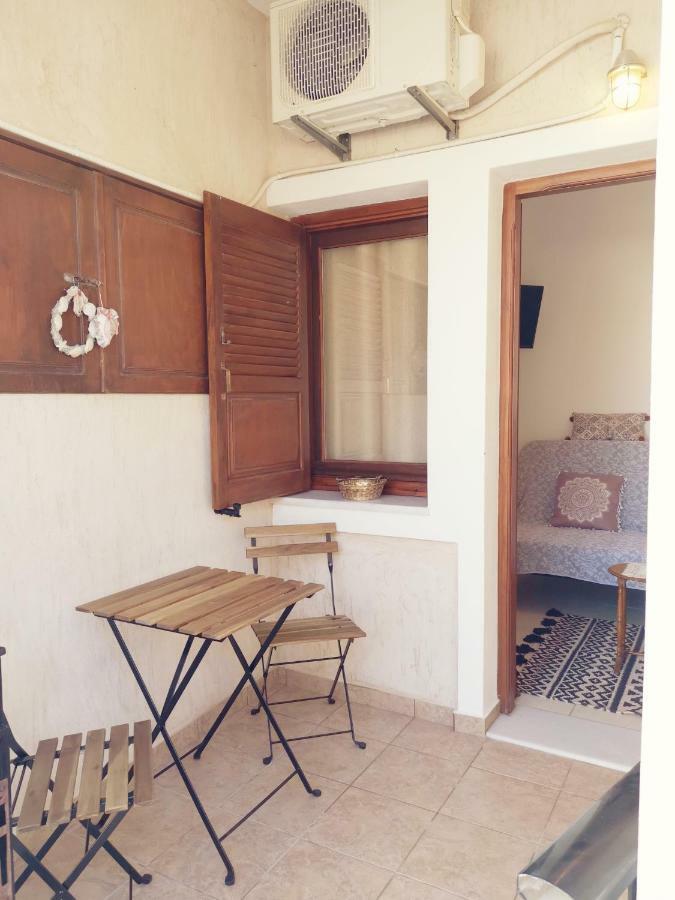 Villa Perissa Thira Eksteriør bilde